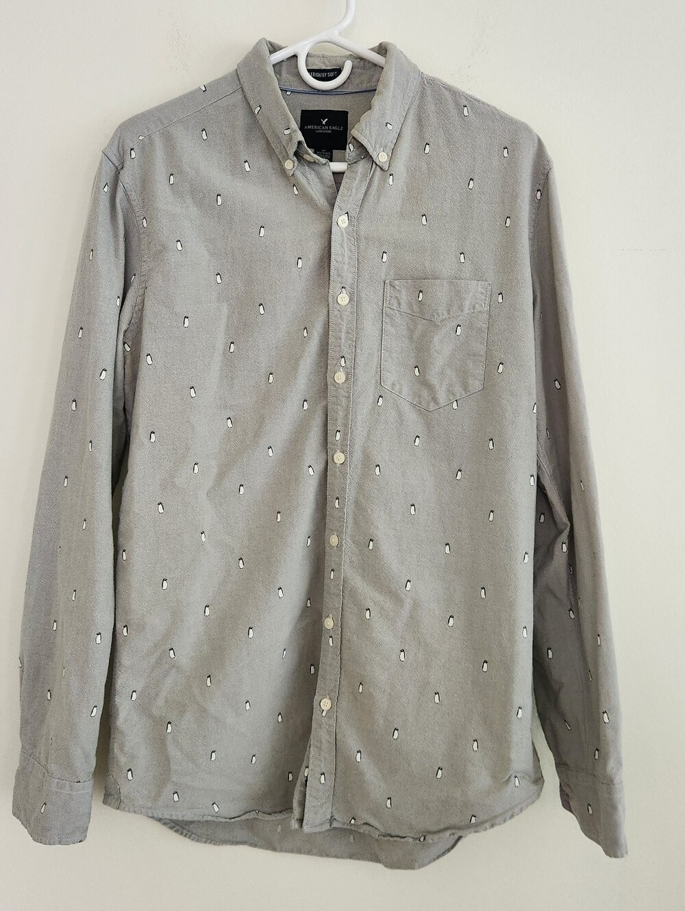 American Eagle Outfitters Light Gray Button-Down Shirt with Micro Penguin Motif